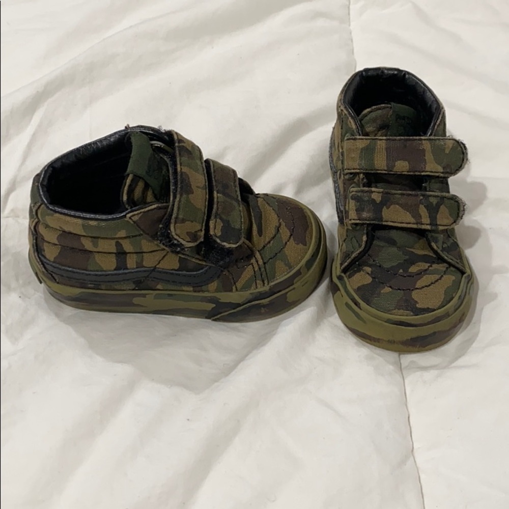 Baby Van Sneakers in Camo